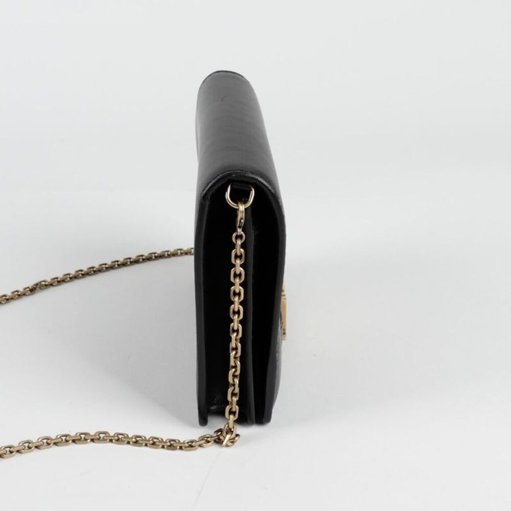 Chain Clutch Crossbody Bag - Picture 5 of 10